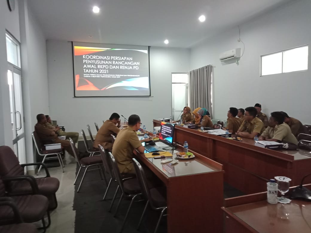 Rapat Koordinasi Lanjutan Penyusunan Rancangan Awal RKPD Kabupaten Purwakarta Tahun 2021 Dengan Subbagian Program Aparatur Kecamatan Hari Senin, Tgl 25 November 2019