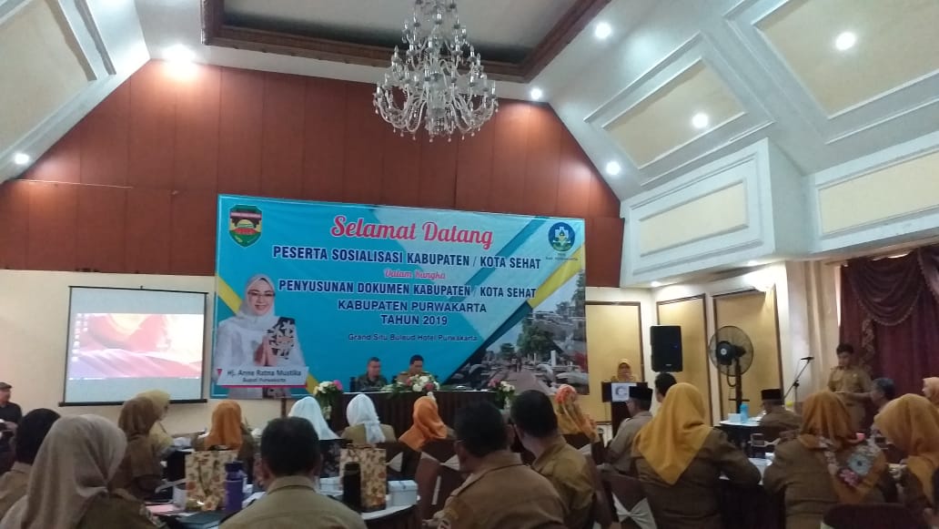 Rapat Sosialisasi Kabupaten/Kota Sehat di Hotel Grand Situ Buleud