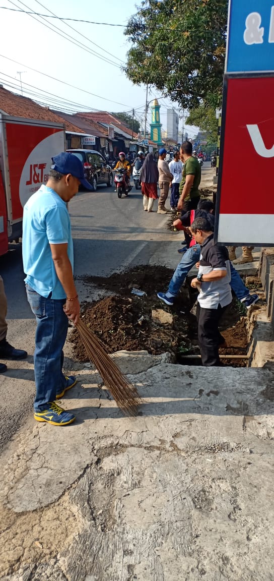 Partisipasi Pegawai Bappelitbangda Dalam Pelaksanaan Kegiatan Jumsih