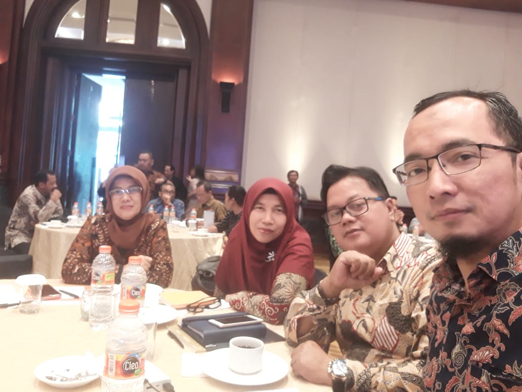 Bersama Dengan Bappelitbangda Kota Bandung Pada Acara Rakornas Litbang Pemdagri 2019