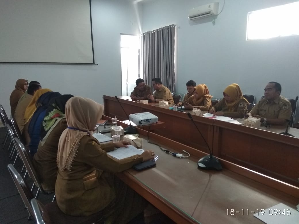 Rapat Pembahasan Monitoring dan Evaluasi Kegiatan di Bidang Pemerintahan dan Pemberdayaan Masyarakat Bappelitbangda Kabupaten Purwakarta